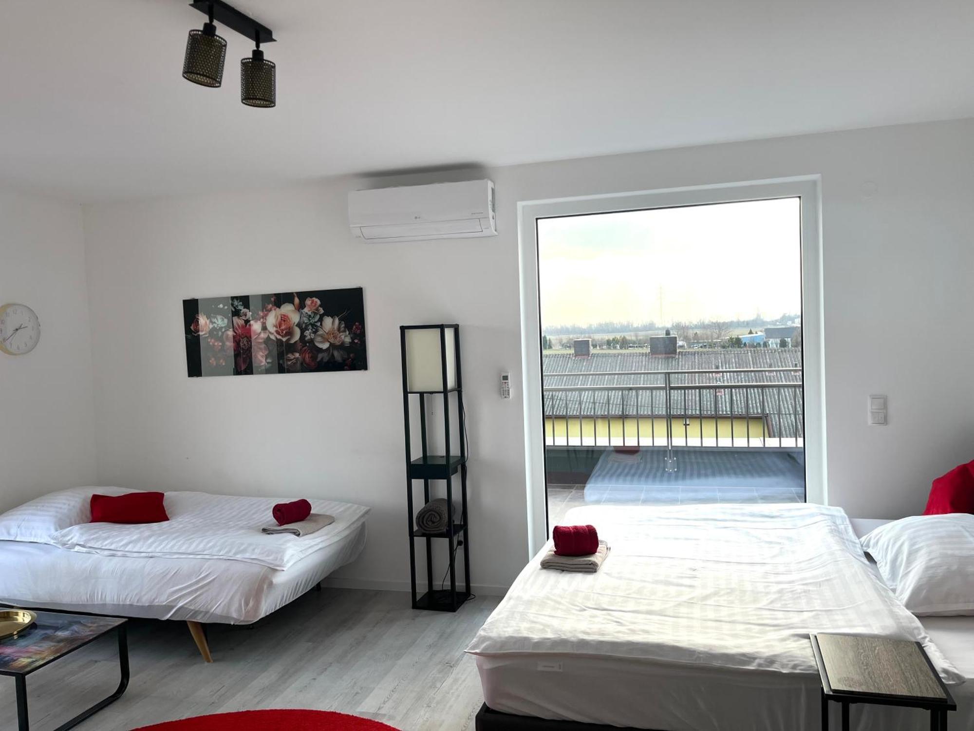 Weisses Haus Apartment Gerasdorf bei Wien Ngoại thất bức ảnh